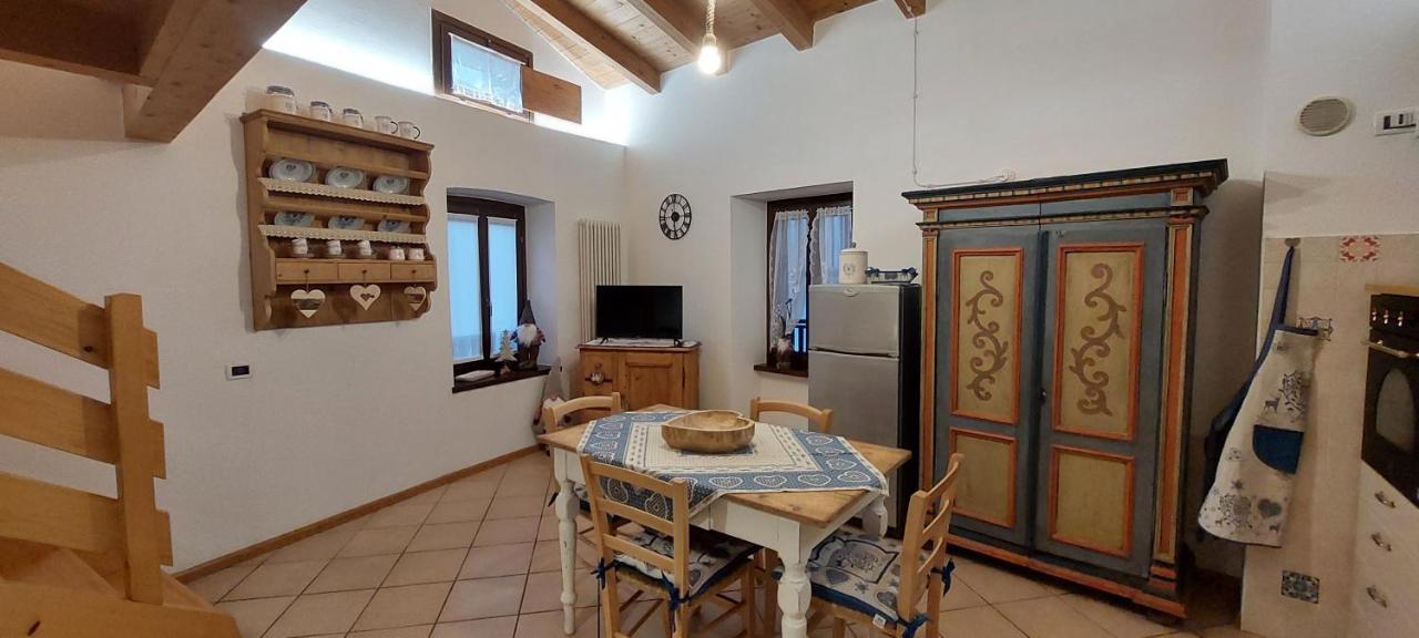 Loft Della Perpetua Di Casa Bernardi, Fuga Romantica Petfriendly Montagnaga  エクステリア 写真