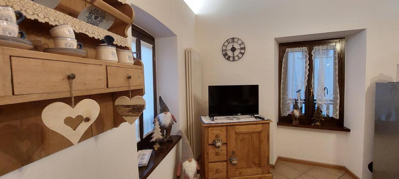 Loft Della Perpetua Di Casa Bernardi, Fuga Romantica Petfriendly Montagnaga  エクステリア 写真