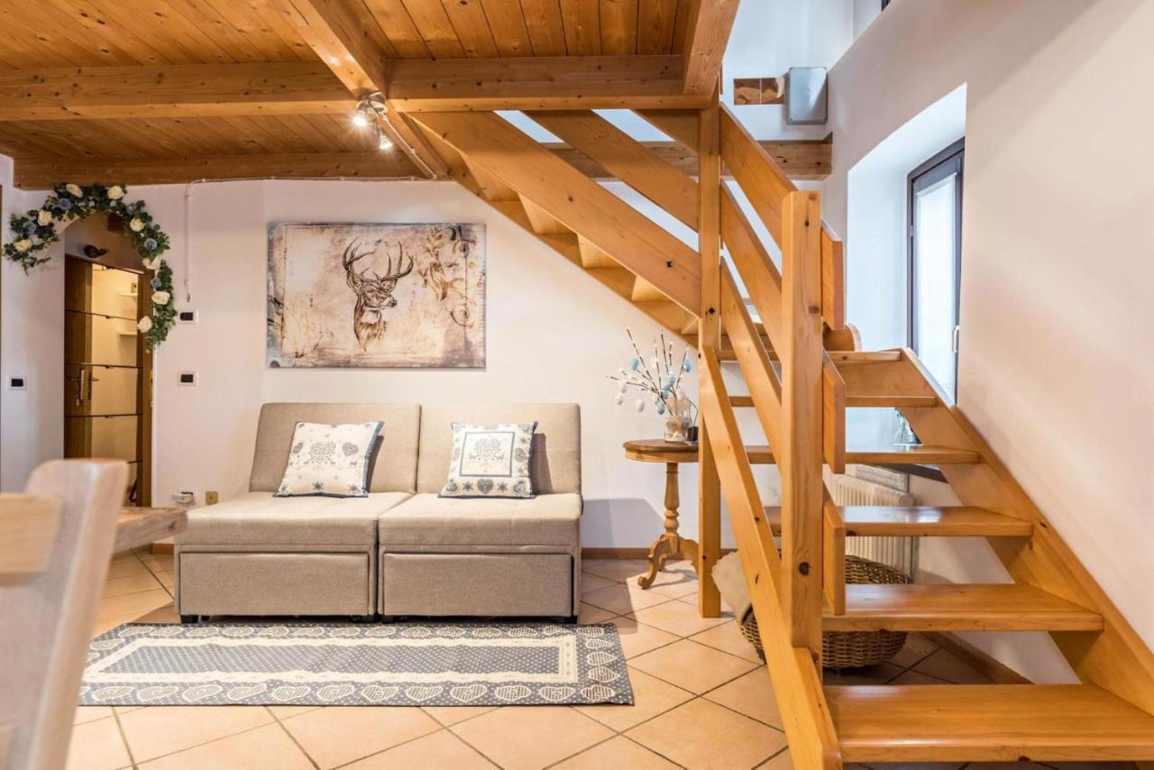 Loft Della Perpetua Di Casa Bernardi, Fuga Romantica Petfriendly Montagnaga  エクステリア 写真